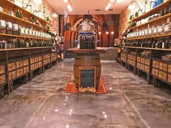 Decorative metallic showroom floor by Epoxy Pros