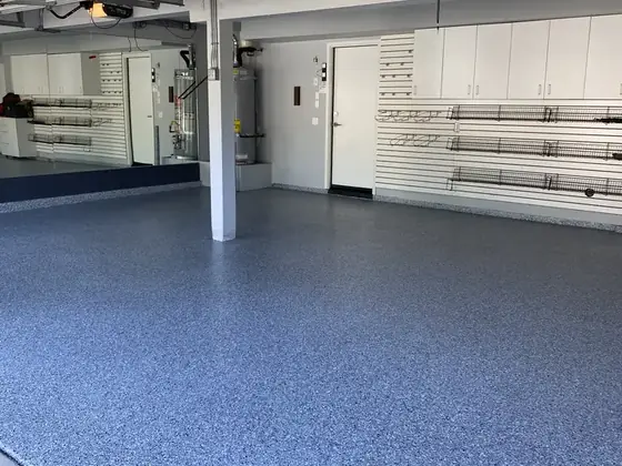 Large workshop flake floor coating by Epoxy Pros