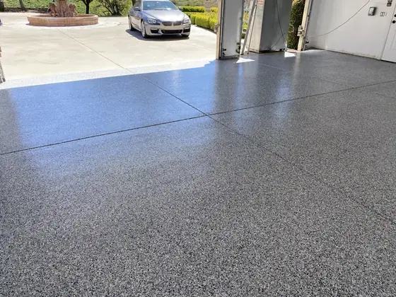 Low angle decorative flake coating detail
